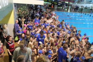 Kalevi Ujumiskooli hooajalõpuvõistlusel osales ligi 300 ujujat