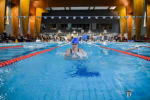 Eesti lühiraja MV esimene kuldmedal Kalevi Ujumiskoolile, finaalidesse pääses 15 ujujat